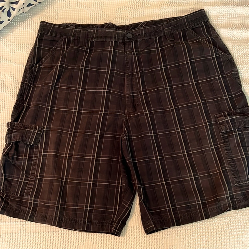 Black Wrangler cargo shorts